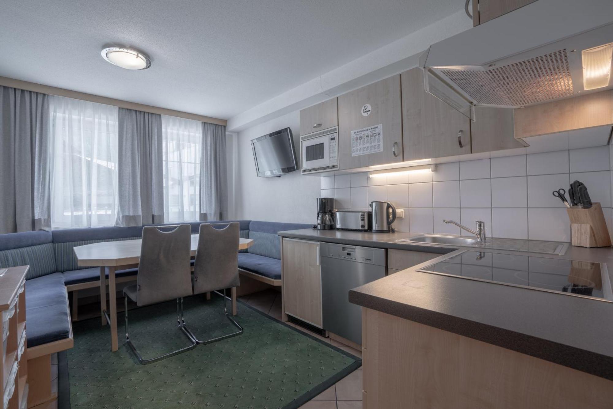 Appartements Chasa Valletta Ischgl Esterno foto